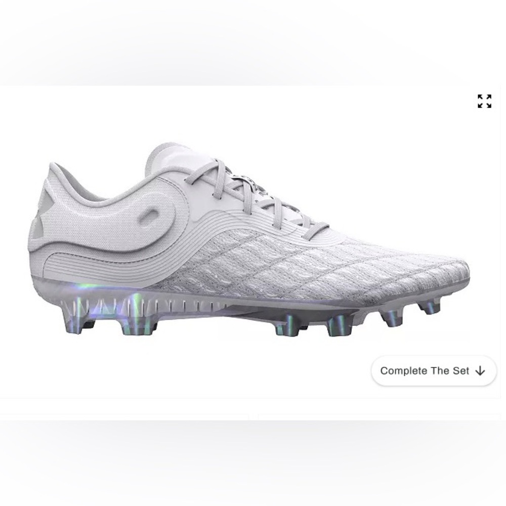 Under Armour Magnetico White Soccer Cleats (Brand New) Size 9.5 Women, 8.5 Men